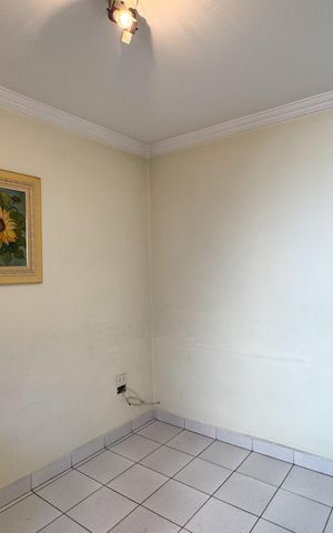 Casa para alugar com 200m², 3 quartos e 2 vagas Casa para alugar com 200m², 3 quartos e 2 vagasQuarto 1