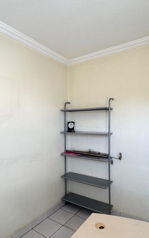 Casa para alugar com 200m², 3 quartos e 2 vagas Casa para alugar com 200m², 3 quartos e 2 vagasQuarto 2