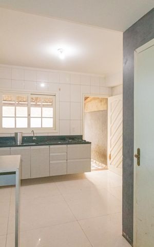 Casa para alugar com 80m², 2 quartos e 1 vaga Casa para alugar com 80m², 2 quartos e 1 vagaSala/Cozinha