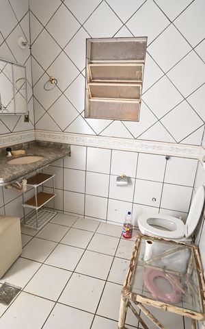 Apartamento à venda com 133m², 3 quartos e sem vaga Apartamento à venda com 133m², 3 quartos e sem vagaBanheiro social