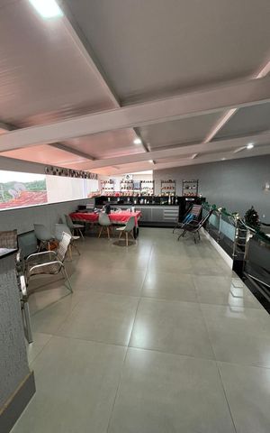 Casa de condomínio à venda com 310m², 4 quartos e 2 vagas Casa de condomínio à venda com 310m², 4 quartos e 2 vagasCozinha