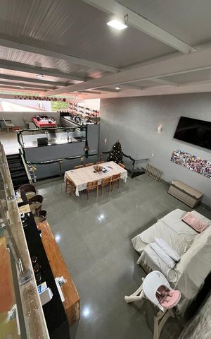 Casa de condomínio à venda com 310m², 4 quartos e 2 vagas Casa de condomínio à venda com 310m², 4 quartos e 2 vagasSala