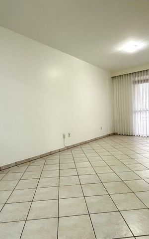 Apartamento para alugar com 76m², 2 quartos e 1 vaga Apartamento para alugar com 76m², 2 quartos e 1 vagaSala