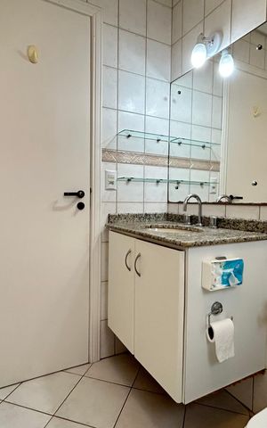 Apartamento para alugar com 76m², 2 quartos e 1 vaga Apartamento para alugar com 76m², 2 quartos e 1 vagaBanheiro
