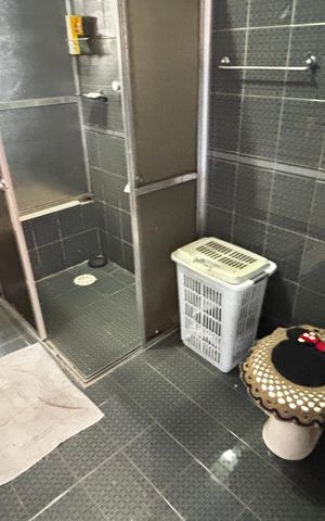 Casa à venda com 144m², 3 quartos e 2 vagas Casa à venda com 144m², 3 quartos e 2 vagasBanheiro