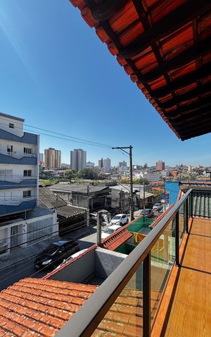 Casa à venda com 144m², 3 quartos e 2 vagas Casa à venda com 144m², 3 quartos e 2 vagasQuarto 1 Varanda