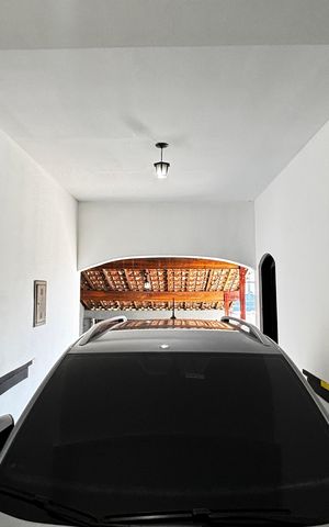 Casa à venda com 144m², 3 quartos e 2 vagas Casa à venda com 144m², 3 quartos e 2 vagasGaragem