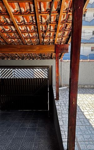 Casa à venda com 144m², 3 quartos e 2 vagas Casa à venda com 144m², 3 quartos e 2 vagasGaragem