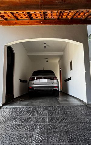 Casa à venda com 144m², 3 quartos e 2 vagas Casa à venda com 144m², 3 quartos e 2 vagasGaragem