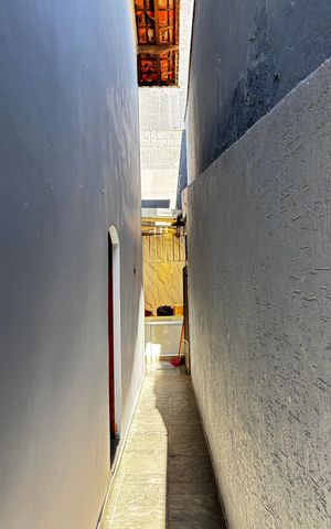 Casa à venda com 144m², 3 quartos e 2 vagas Casa à venda com 144m², 3 quartos e 2 vagasCorredor