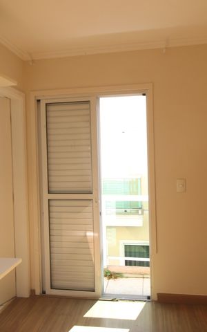 Casa de condomínio à venda com 94m², 2 quartos e 1 vagaSuíte 1