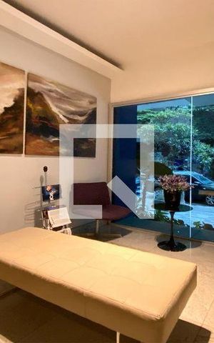 Apartamento à venda com 65m², 2 quartos e 1 vagaHall