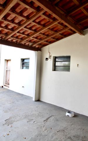 Casa à venda com 290m², 3 quartos e 4 vagas Casa à venda com 290m², 3 quartos e 4 vagasQuintal