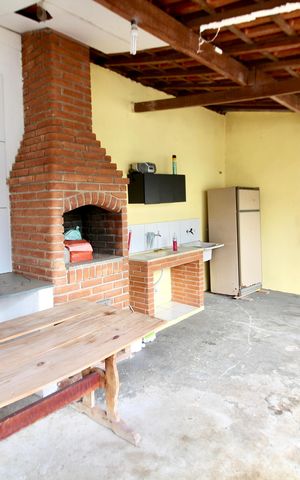 Casa à venda com 290m², 3 quartos e 4 vagas Casa à venda com 290m², 3 quartos e 4 vagasÁrea gourmet