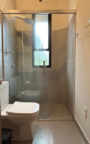 Apartamento para alugar com 96m², 2 quartos e sem vagaBanheiro