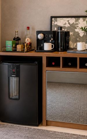 Apartamento à venda com 61m², 2 quartos e 1 vaga Apartamento à venda com 61m², 2 quartos e 1 vagaSala