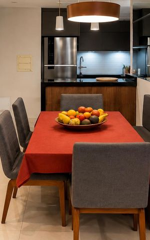 Apartamento à venda com 61m², 2 quartos e 1 vaga Apartamento à venda com 61m², 2 quartos e 1 vagaSala de Jantar