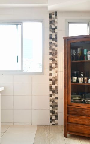 Apartamento à venda com 172m², 4 quartos e 3 vagas Apartamento à venda com 172m², 4 quartos e 3 vagasCozinha e Área de Serviço