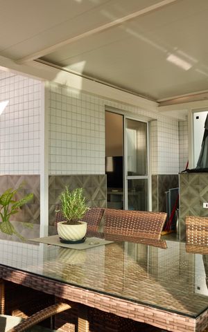 Apartamento à venda com 172m², 4 quartos e 3 vagas Apartamento à venda com 172m², 4 quartos e 3 vagasÁrea da Cobertura