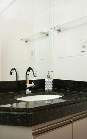 Apartamento à venda com 172m², 4 quartos e 3 vagas Apartamento à venda com 172m², 4 quartos e 3 vagasBanheiro Social