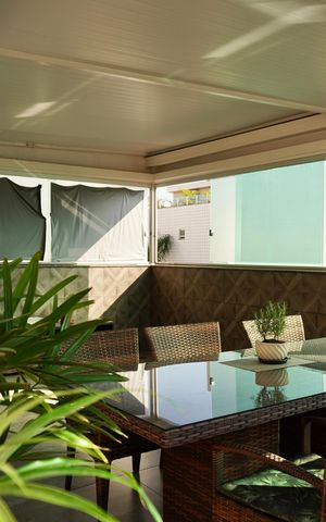 Apartamento à venda com 172m², 4 quartos e 3 vagas Apartamento à venda com 172m², 4 quartos e 3 vagasÁrea da Cobertura