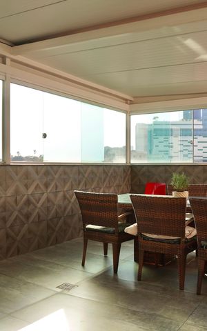 Apartamento à venda com 172m², 4 quartos e 3 vagas Apartamento à venda com 172m², 4 quartos e 3 vagasÁrea da Cobertura