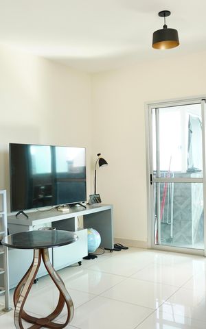 Apartamento à venda com 172m², 4 quartos e 3 vagas Apartamento à venda com 172m², 4 quartos e 3 vagasSala 2