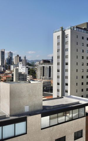 Apartamento à venda com 172m², 4 quartos e 3 vagas Apartamento à venda com 172m², 4 quartos e 3 vagasVista da Cobertura