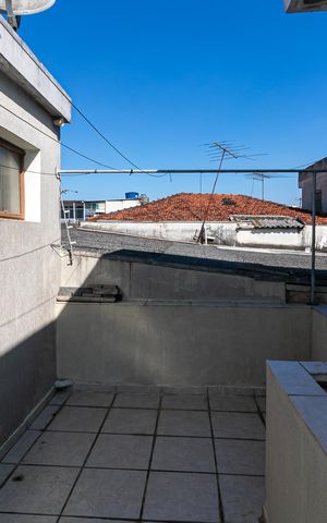 Casa à venda com 100m², 4 quartos e 1 vaga Casa à venda com 100m², 4 quartos e 1 vagaÁrea de Serviço