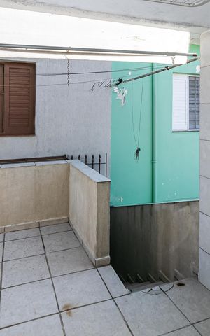 Casa à venda com 100m², 4 quartos e 1 vaga Casa à venda com 100m², 4 quartos e 1 vagaÁrea de Serviço