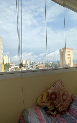 Apartamento à venda com 55m², 2 quartos e 1 vaga Apartamento à venda com 55m², 2 quartos e 1 vagaVaranda