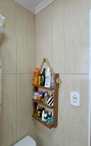 Apartamento à venda com 55m², 2 quartos e 1 vaga Apartamento à venda com 55m², 2 quartos e 1 vagaBanheiro