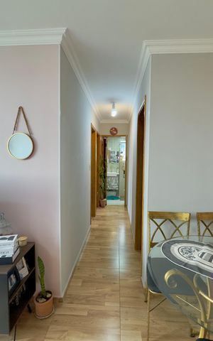 Apartamento à venda com 55m², 2 quartos e 1 vaga Apartamento à venda com 55m², 2 quartos e 1 vagaSala