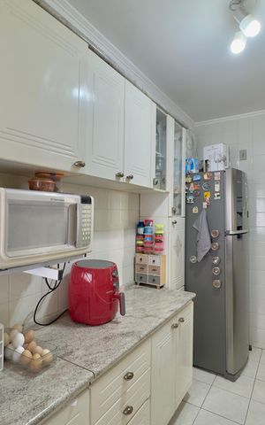 Apartamento à venda com 55m², 2 quartos e 1 vaga Apartamento à venda com 55m², 2 quartos e 1 vagaCozinha