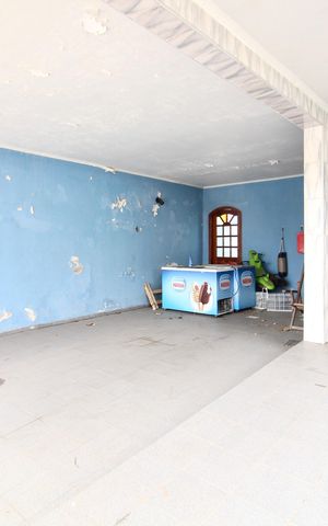 Casa para alugar com 253m², 3 quartos e 3 vagas Casa para alugar com 253m², 3 quartos e 3 vagasGaragem