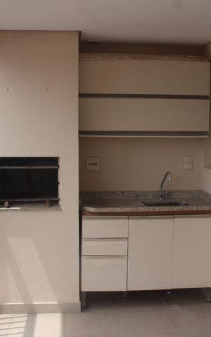 Apartamento para alugar com 86m², 3 quartos e 3 vagasVaranda