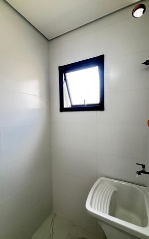 Casa de condomínio à venda com 100m², 3 quartos e 2 vagas Casa de condomínio à venda com 100m², 3 quartos e 2 vagasÁrea de Serviço