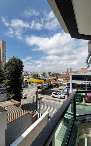Casa de condomínio à venda com 100m², 3 quartos e 2 vagas Casa de condomínio à venda com 100m², 3 quartos e 2 vagasVaranda da Suíte