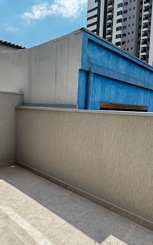 Casa de condomínio à venda com 100m², 3 quartos e 2 vagas Casa de condomínio à venda com 100m², 3 quartos e 2 vagasVaranda