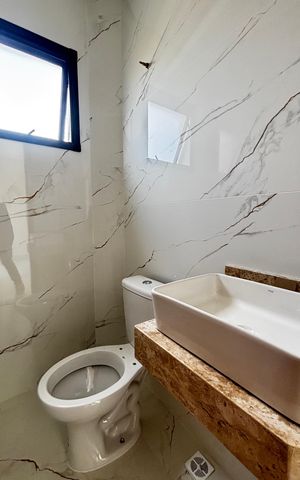 Casa de condomínio à venda com 100m², 3 quartos e 2 vagas Casa de condomínio à venda com 100m², 3 quartos e 2 vagasLavabo