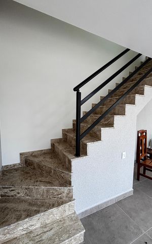 Casa de condomínio à venda com 100m², 3 quartos e 2 vagas Casa de condomínio à venda com 100m², 3 quartos e 2 vagasGaragem