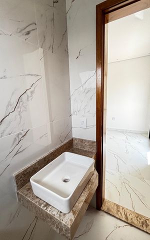 Casa de condomínio à venda com 100m², 3 quartos e 2 vagas Casa de condomínio à venda com 100m², 3 quartos e 2 vagasLavabo