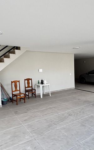 Casa de condomínio à venda com 100m², 3 quartos e 2 vagas Casa de condomínio à venda com 100m², 3 quartos e 2 vagasGaragem