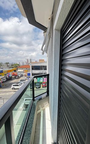 Casa de condomínio à venda com 100m², 3 quartos e 2 vagas Casa de condomínio à venda com 100m², 3 quartos e 2 vagasVaranda da Suíte