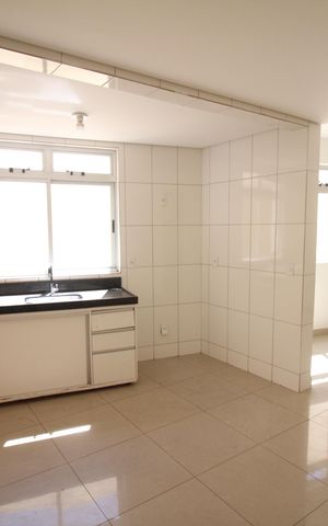 Apartamento à venda com 166m², 3 quartos e 2 vagasCozinha