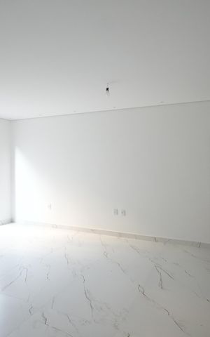 Casa à venda com 96m², 3 quartos e 2 vagasSala