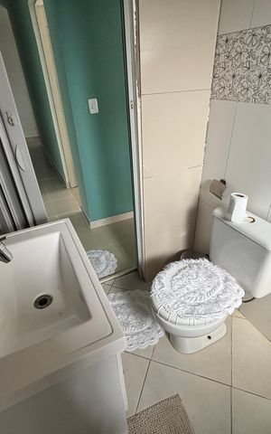 Casa para alugar com 130m², 2 quartos e 2 vagas Casa para alugar com 130m², 2 quartos e 2 vagasBanheiro