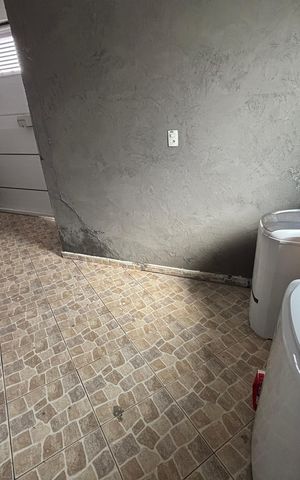 Casa para alugar com 130m², 2 quartos e 2 vagas Casa para alugar com 130m², 2 quartos e 2 vagasÁrea de serviço