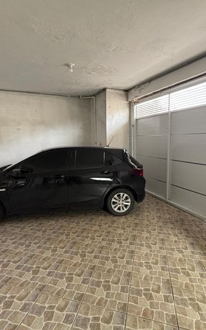Casa para alugar com 130m², 2 quartos e 2 vagas Casa para alugar com 130m², 2 quartos e 2 vagasGaragem