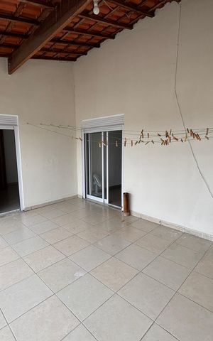 Casa para alugar com 130m², 2 quartos e 2 vagas Casa para alugar com 130m², 2 quartos e 2 vagasVaranda quarto 1